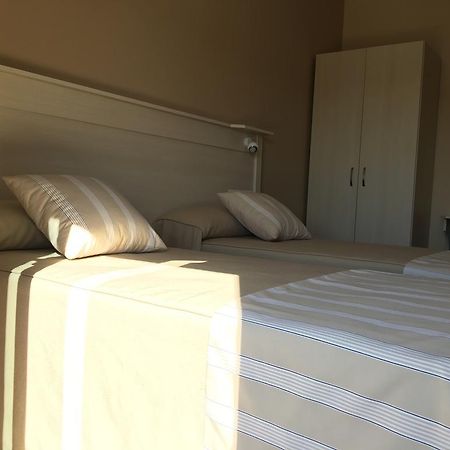 Hostal Los Encinares Villanueva de Córdoba Eksteriør billede