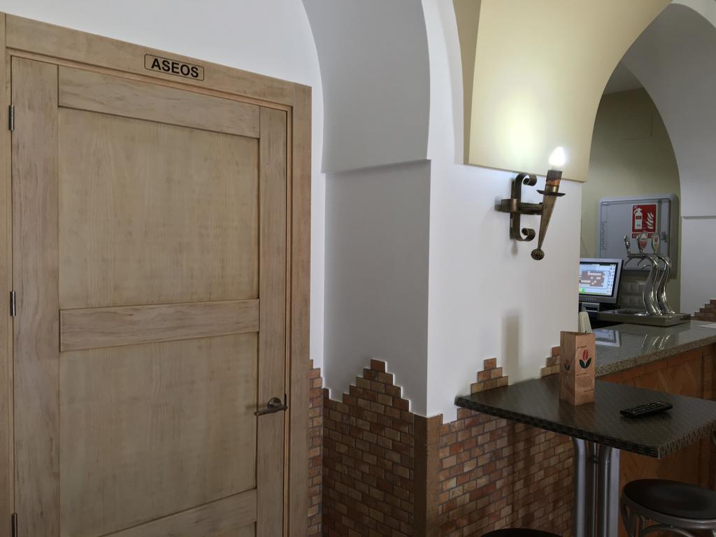 Hostal Los Encinares Villanueva de Córdoba Eksteriør billede