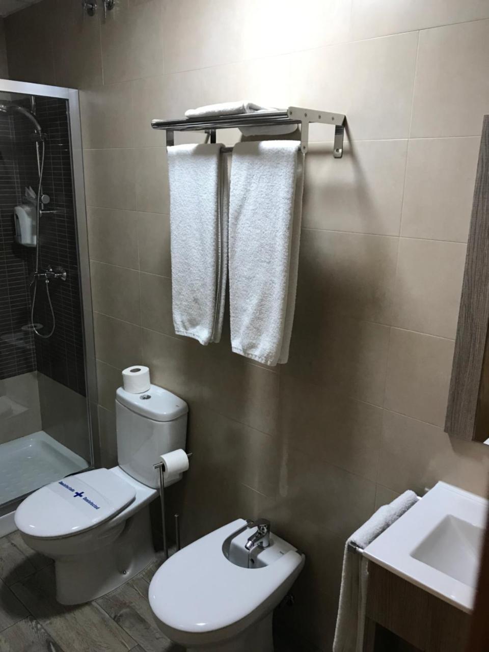 Hostal Los Encinares Villanueva de Córdoba Eksteriør billede